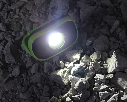 
                  
                    iQuip iBeamie LED Rechargeable Pocket Floodlight - TradeGear
                  
                